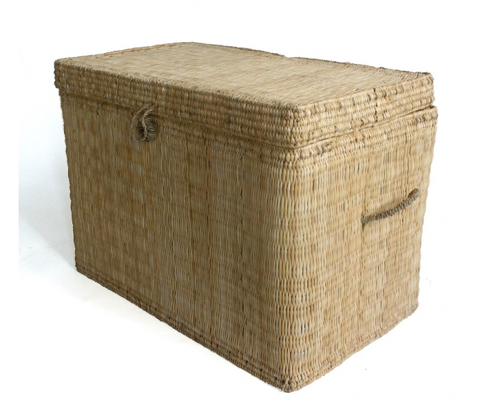 Al-Andalus style trunk