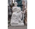 ESCULTURA REALIZADA EN MARMOL DE MUJER SENTADA EN SILLA Y ANGELITO