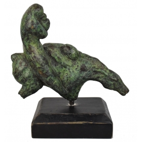 Figura de bronce modernista
