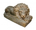 Lying lion bronze statue