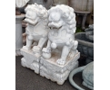 Pareja de esculturas leones de Fu realizados en mármol