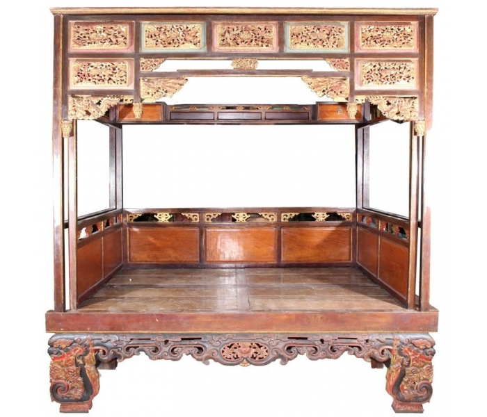 19th century Chinese canopy wedding bed