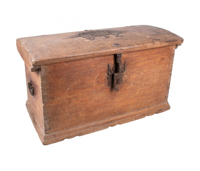 18th century Spanish pine wood rustic...