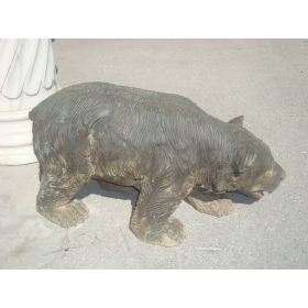 Escultura de cría de oso de...