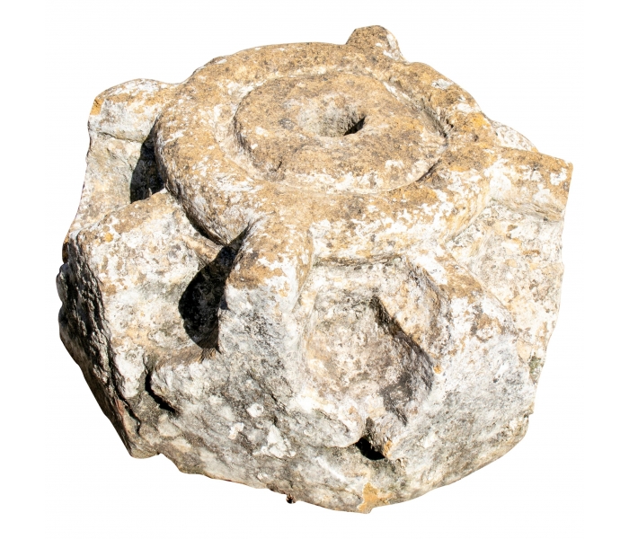 Piedra angular española del siglo XVI...