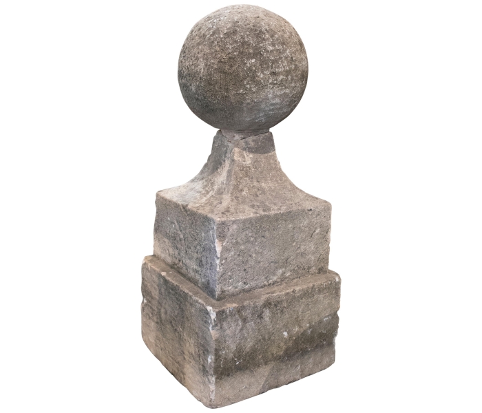 Remate de piedra tallada a mano...