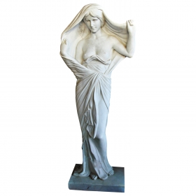 Escultura de mujer tallada...