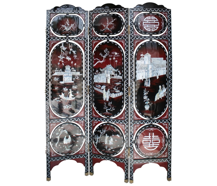 1970s Chinese Lacquered Folding...