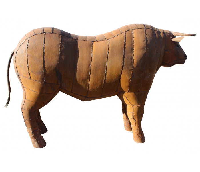 Life-size bull iron statue