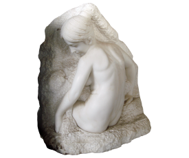 Escultura de mujer sobre roca en mármol tallada a mano