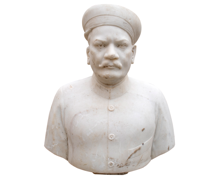 Busto indio de un noble con sombrero...