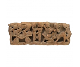 Relieve erótico indio de piedra