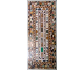 Tablero de mesa rectangular para doce comensales, con incrustaciones de piedras duras