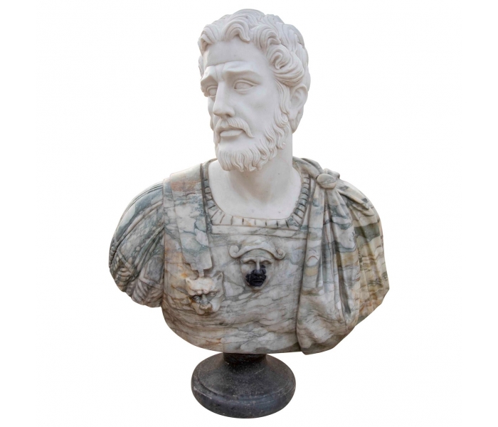 Busto romano en mármol tallado con...