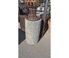 Stone pedestal