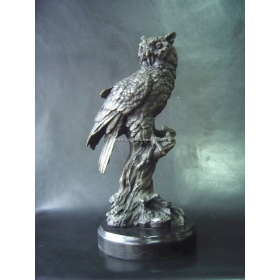 Bronze perched owl figure...