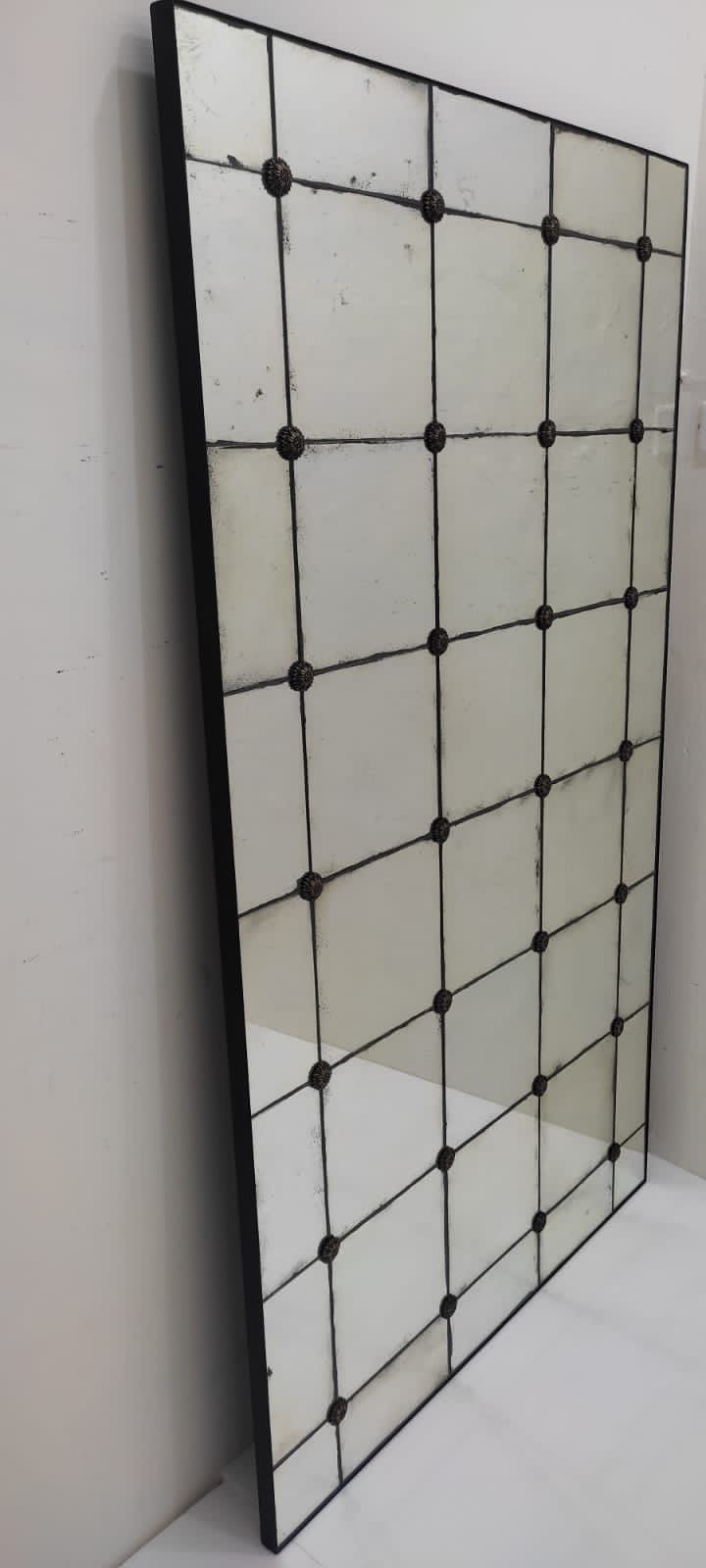 Espejo rectangular envejecido de estilo francés con marco de hierro