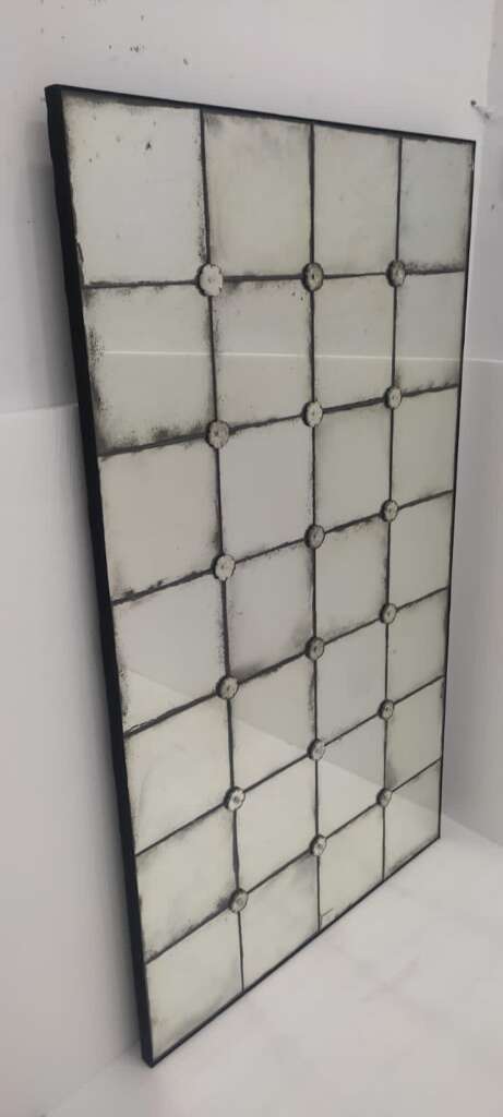 Espejo rectangular envejecido de estilo francés con marco de hierro
