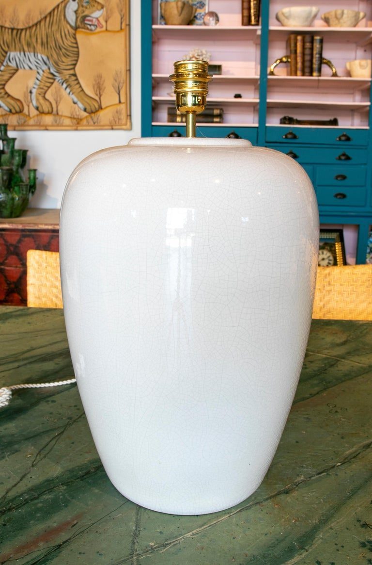 Lámpara de mesa de cerámica blanca de los años 90