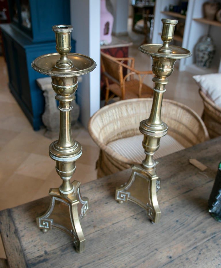 Pareja de candelabros de bronce del siglo XIX