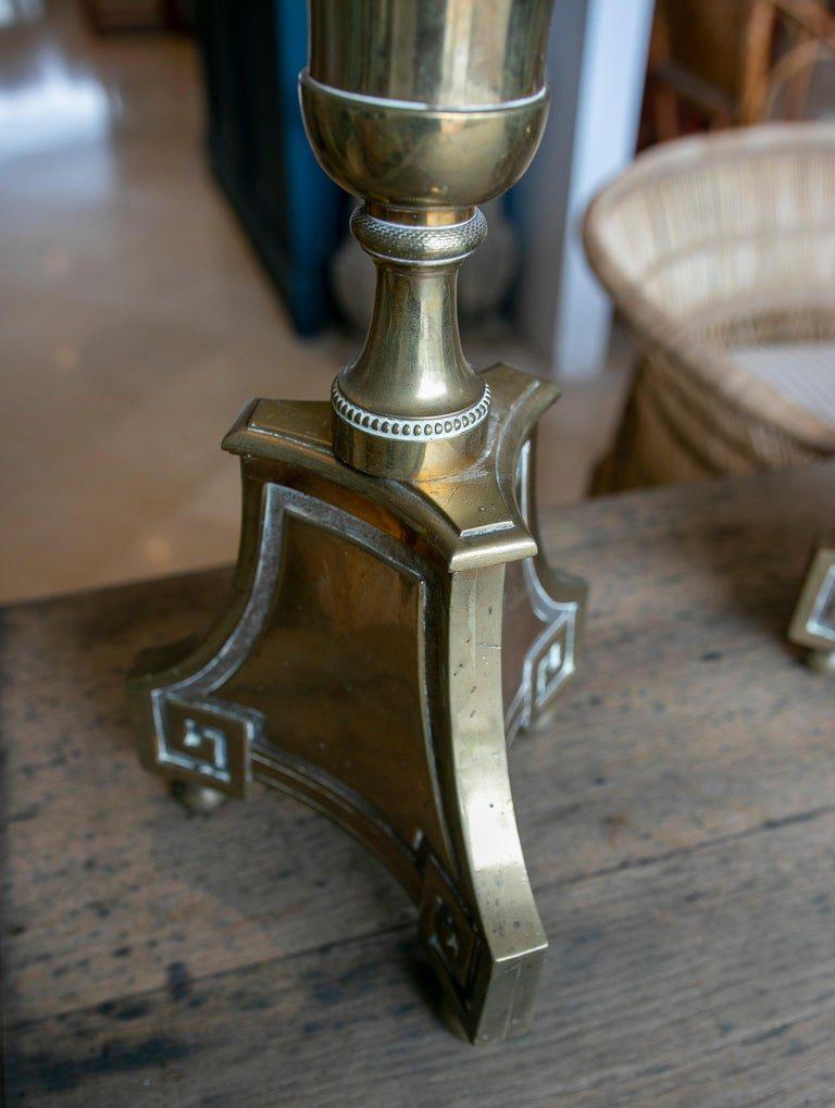 Pareja de candelabros de bronce del siglo XIX