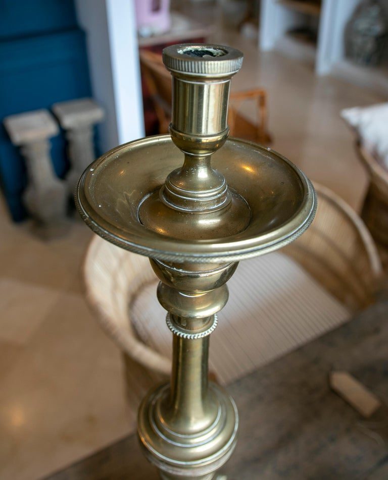 Pareja de candelabros de bronce del siglo XIX