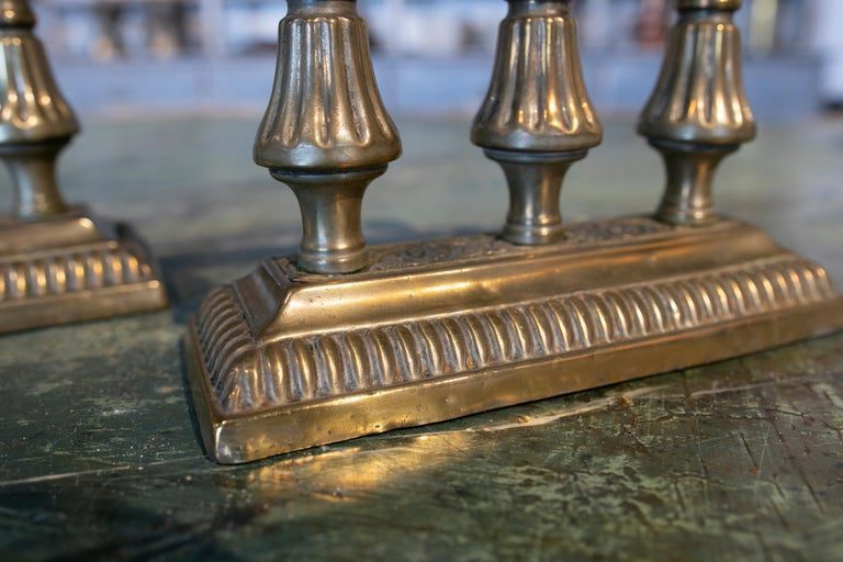 Pareja de morillos de bronce ingleses del siglo XIX