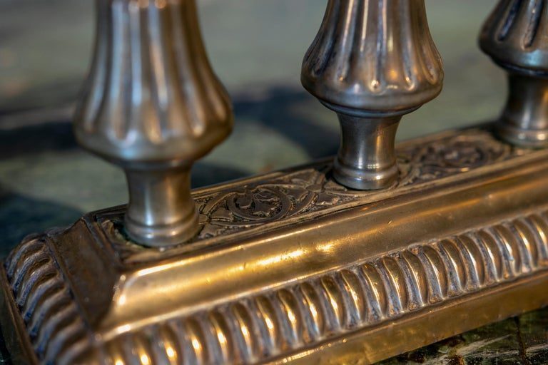 Pareja de morillos de bronce ingleses del siglo XIX